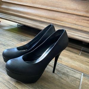 Bamboo Heels worn only a few times